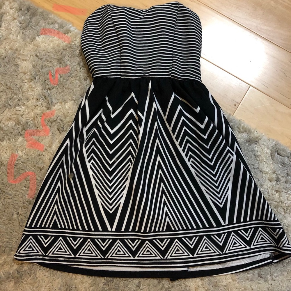 Strapless dress